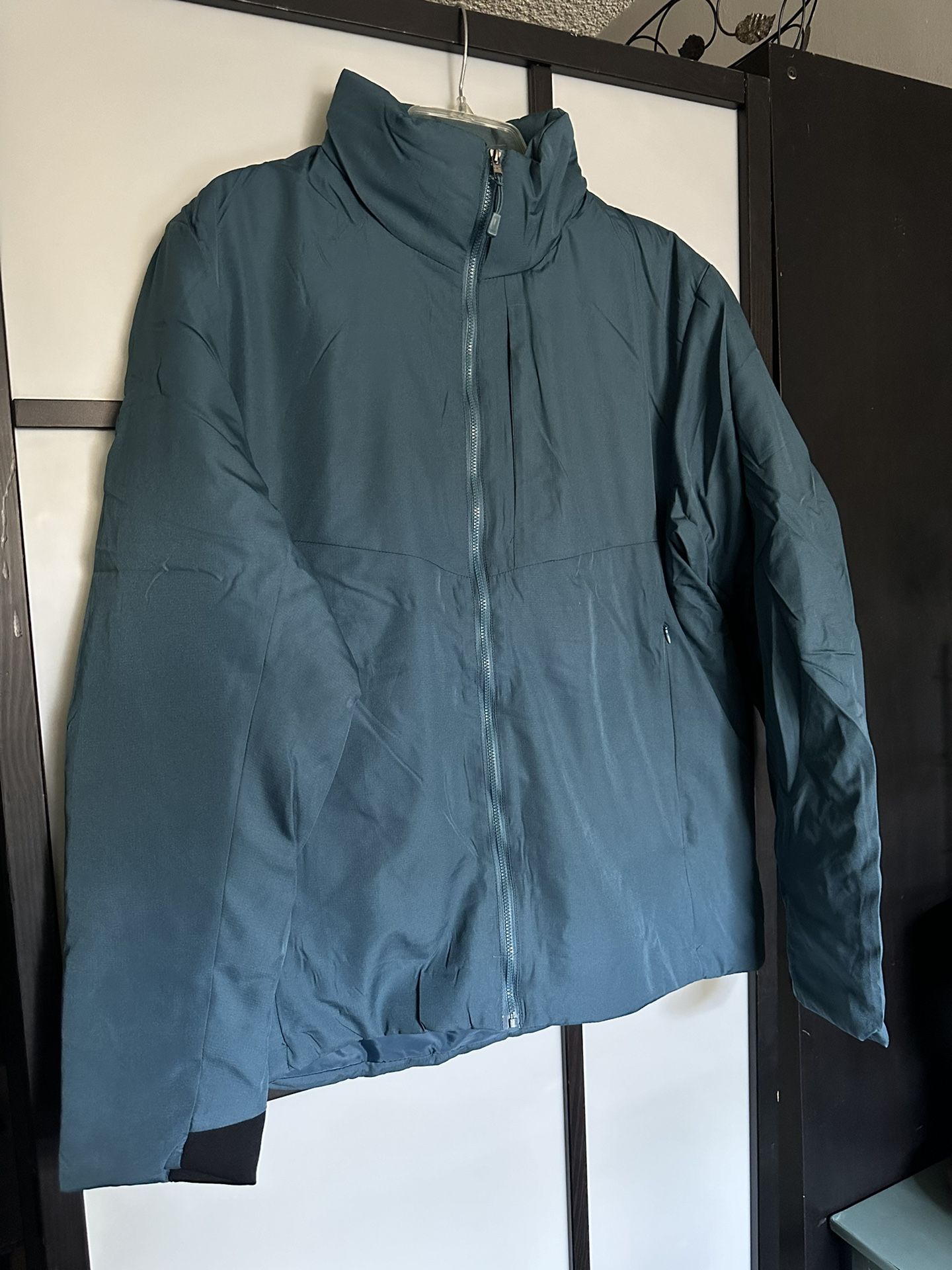 BRAND NEW Mack Russo Hybrid Jacket ONLY $20