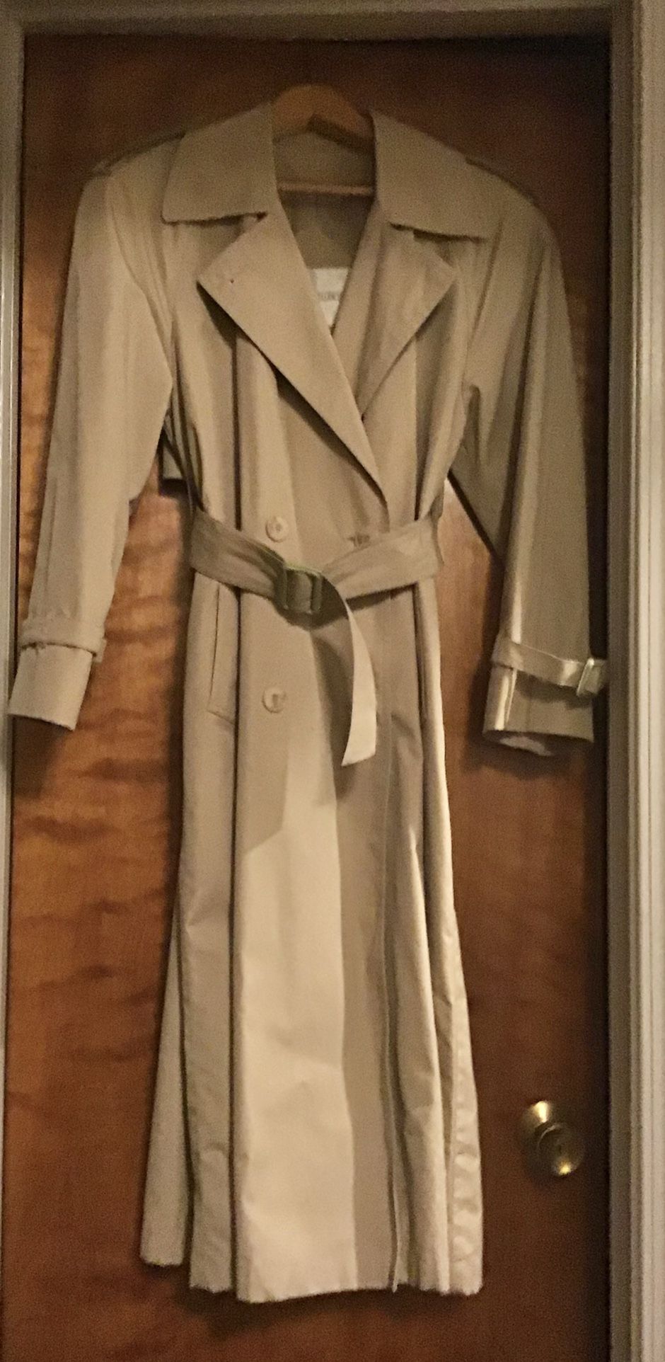 Ladies Raincoat - Amanda Smith