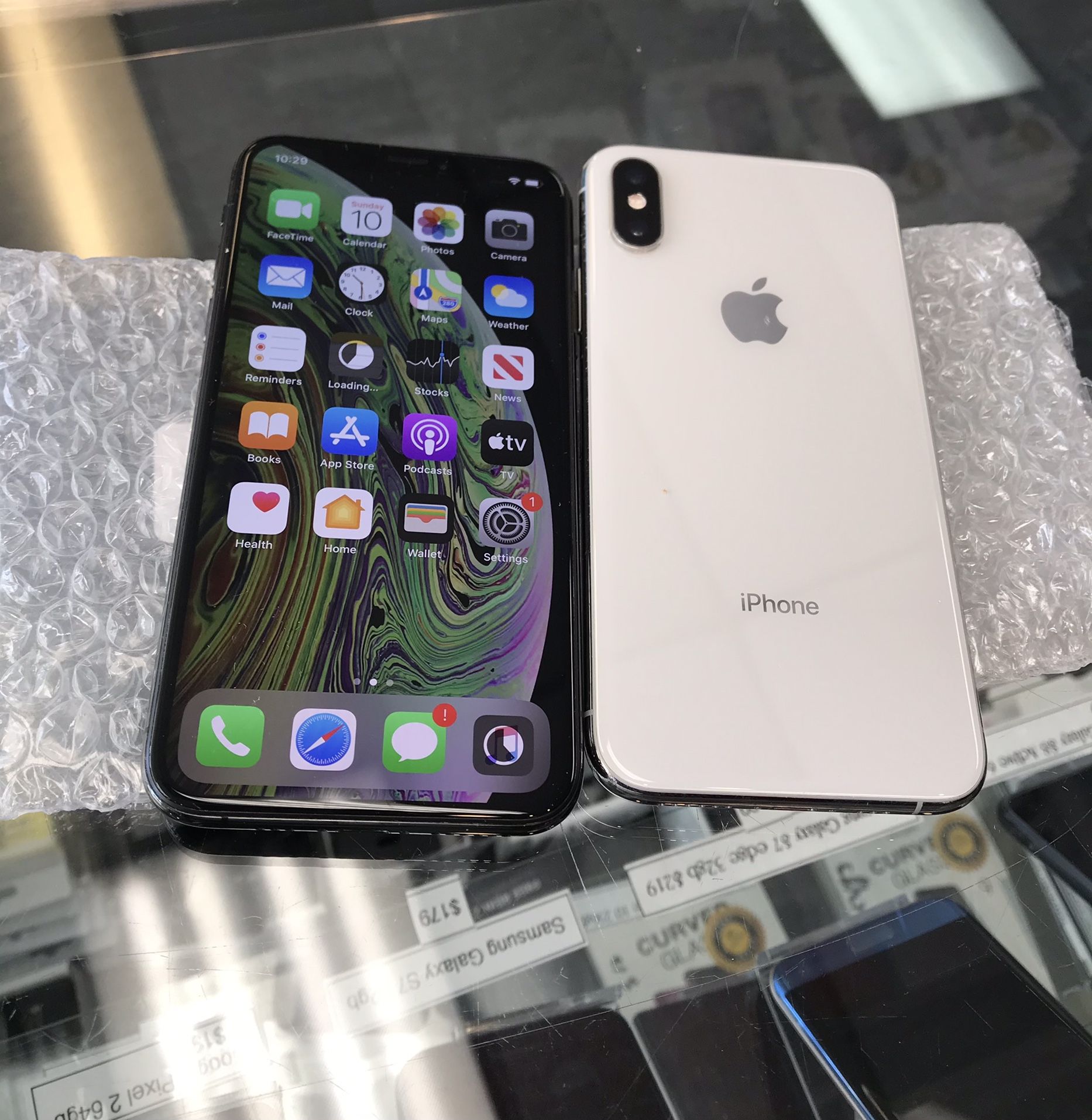 iPhone X 64GB AT&T And Cricket Only $339 Each