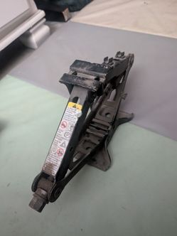 Scissor car jacks - set of three