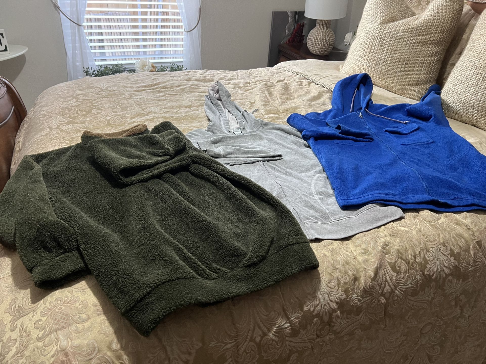 Sweaters (L-M-S. $8.00 each