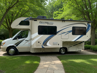 2016 Thor Freedom Elite Mercedes Diesel Class C Motorhome