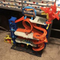 Hot Wheels Ultimate Garage