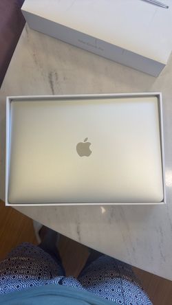 Apple MacBook Air 13” M1 • 512GB SSD • 8GB RAM • New