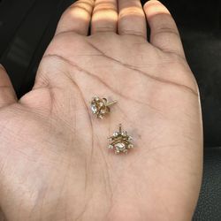 14k Gold Detachable Earrings w/ Diamonds
