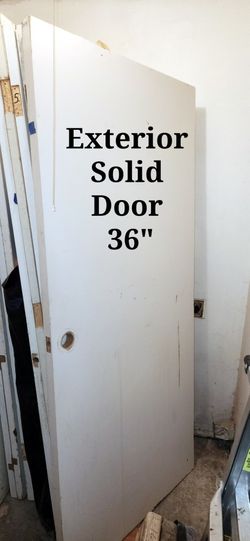Exterior Soiid 36" Door. No dings or gouges. Just Needs New paint. Good Condition., 