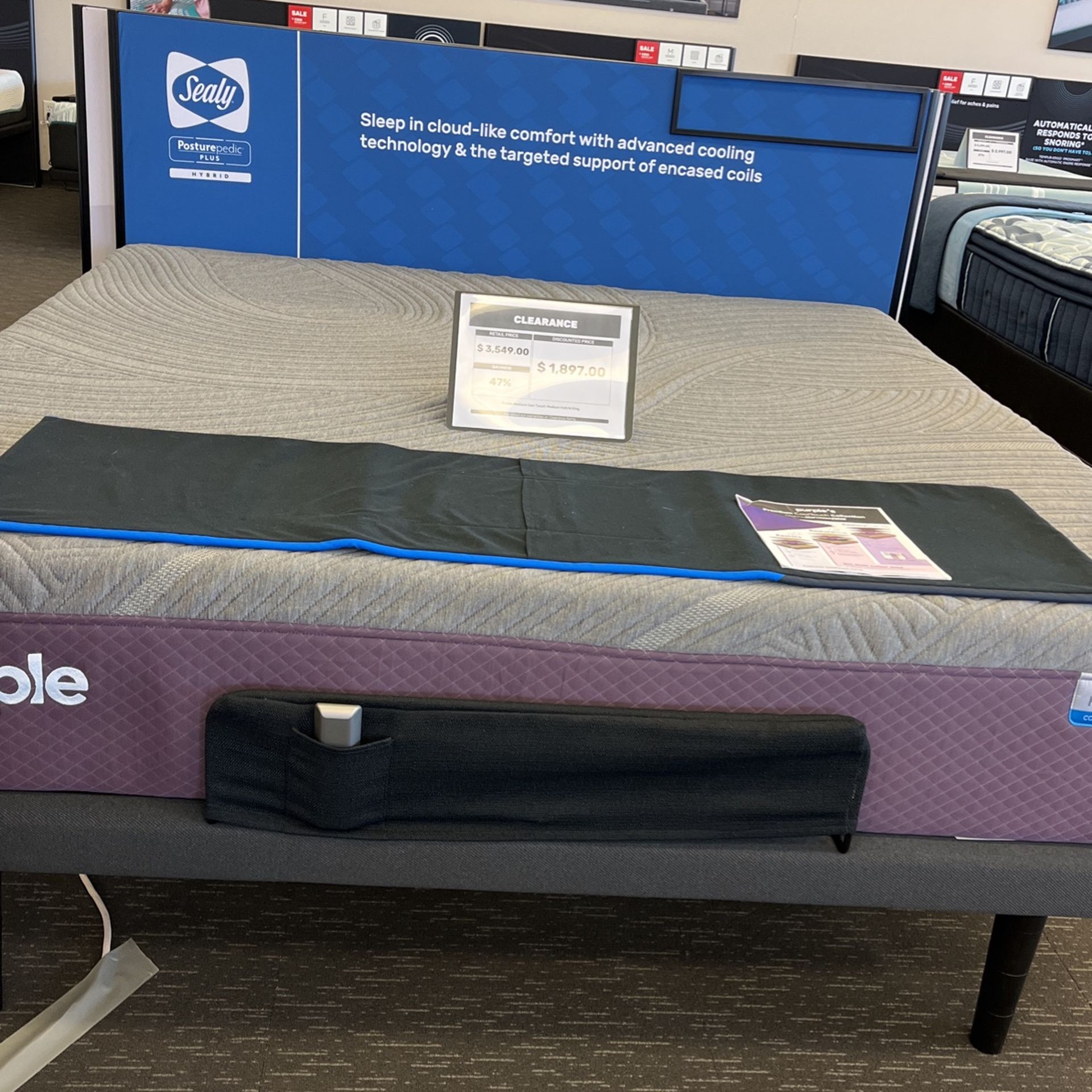 Mattress Firm Floor Model Sale