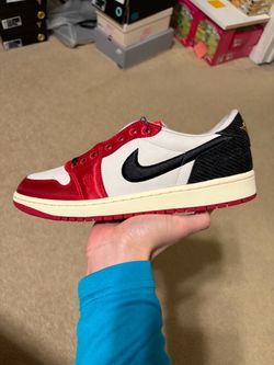 Size 10 - Air Jordan 1 Retro OG Trophy Room Away