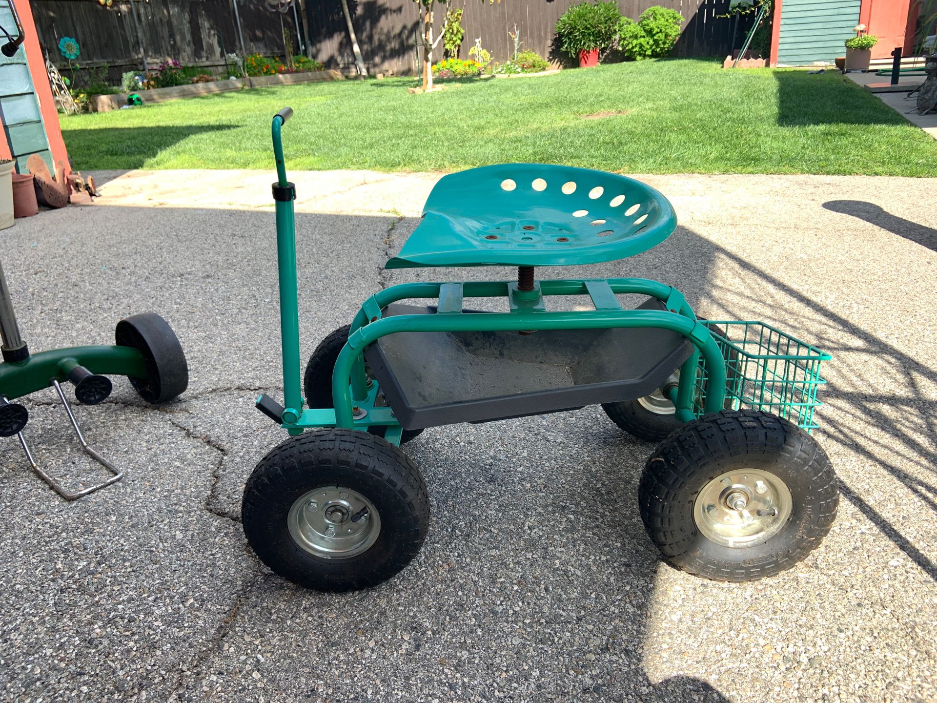 Free Green Rolling ScootNDo Garden Seat for Sale in Covina, CA OfferUp