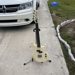 4 String Bass Guitar 