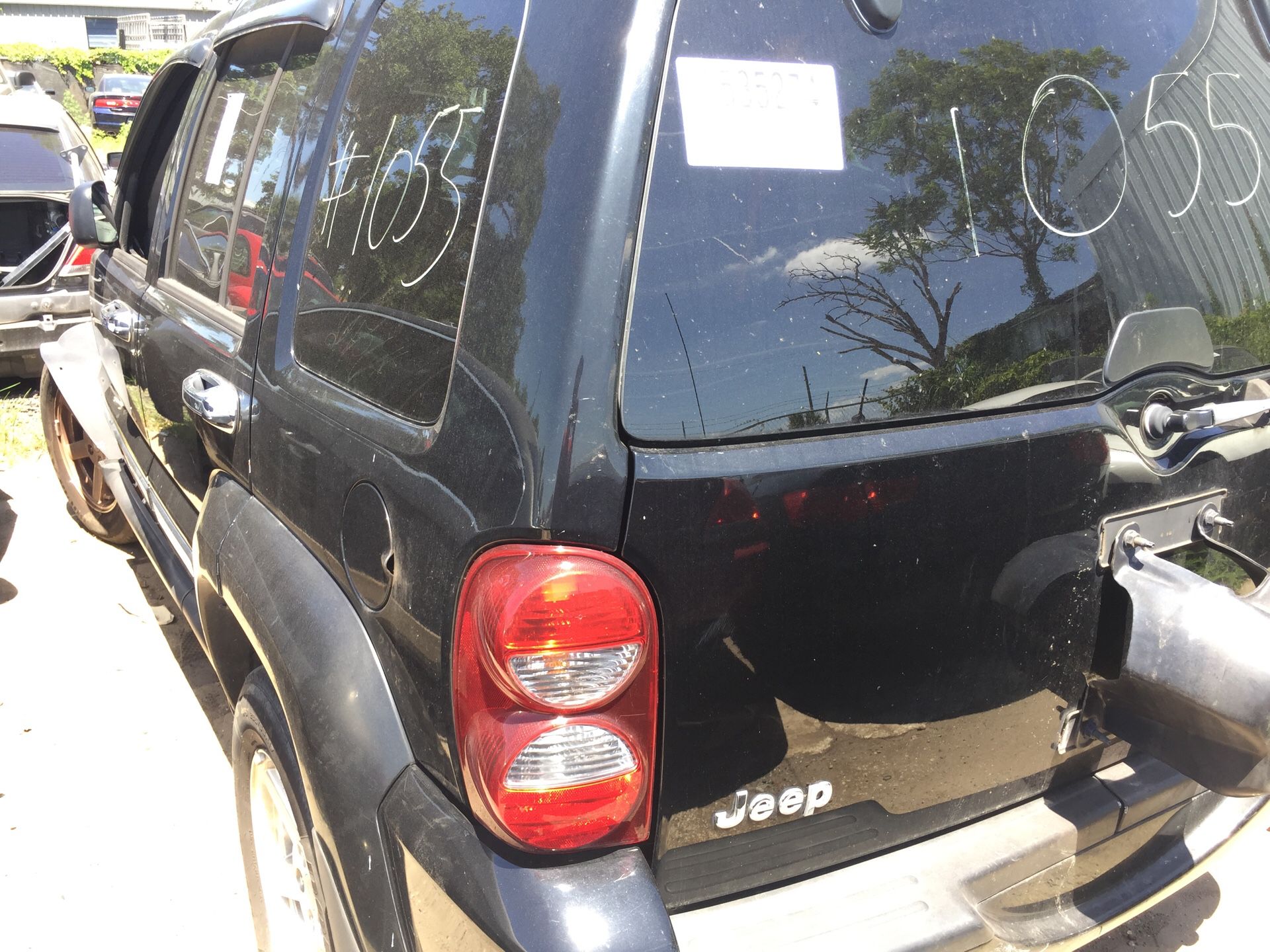 2006 Jeep Liberty parts only