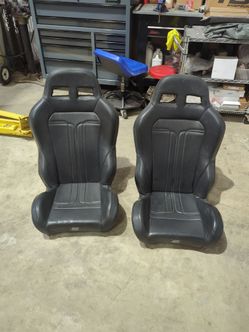 Twisted stitch seats
