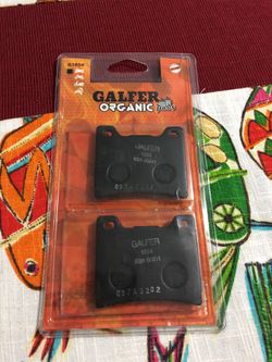 Suzuki GS500 front brake pads. NIB