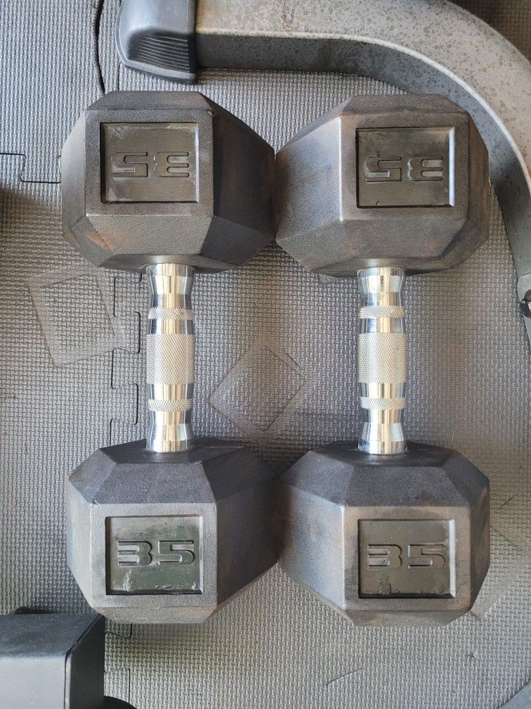 Rubber Coated Hex Dumbbells (2x35Lbs) Like New for $60 Firm (Walnut 91789)