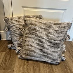 OUTDOOR PATIO PILLOWS