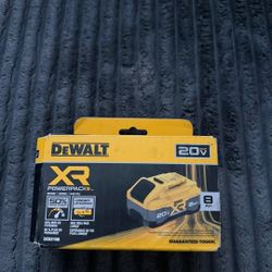 New DEWALT 20V MAX XR POWERPACK 8Ah Battery DCB2108