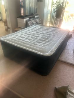 Intex  queen size mattress
