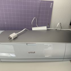Cricut Maker 3 – Like New, Used Only Twice + Original Box Included