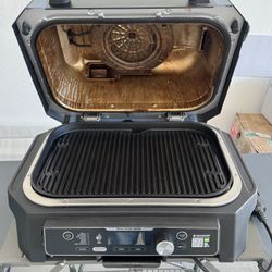 Ninja Woodfire Outdoor Electric Grill And Smoker W/Stand