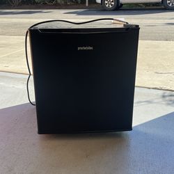 Proctor|Silex Mini Fridge