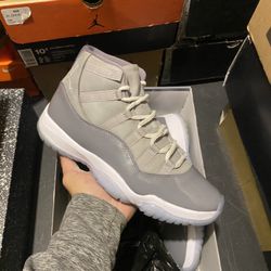 2021 Jordan Cool Grey 11s size 9 VNDS 