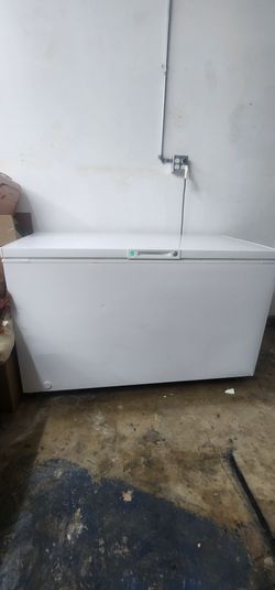 White Chest Freezer