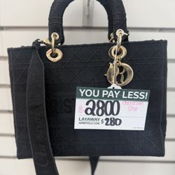 Dior Medium Black Purse W/strap