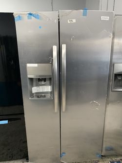 Frigidaire gallery side by side in stainless steel