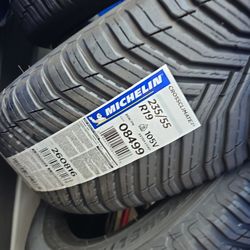 New Michelin 235/55R19 