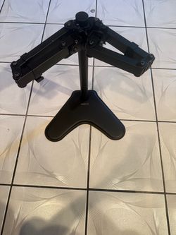 Dual Monitor Mount
