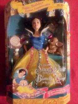Snow White and the Seven Dwarves Barbie