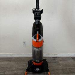 Bissell Cleanview Vacuum 