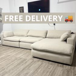 Cream Cloud Sectional Couch 🛋️- FREE DELIVERY 🚚 