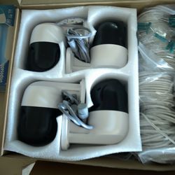 Brand New HD Surveillance Camera System/ Sistema De Cámaras De Seguridad Nuevo