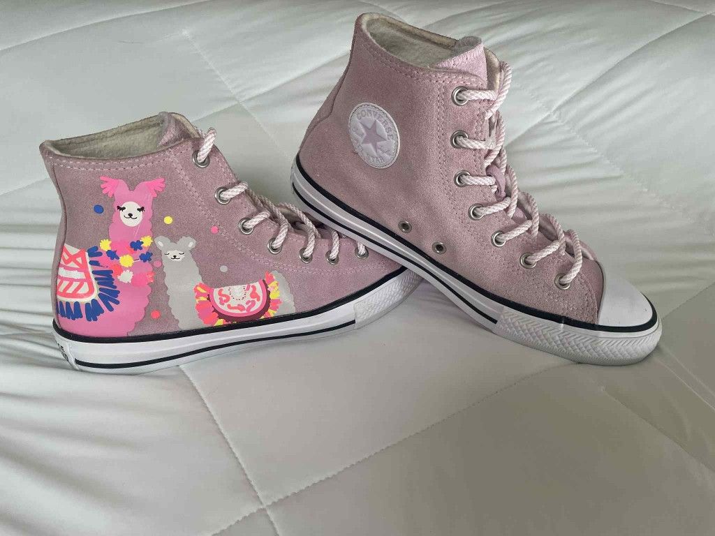 Converse Hi Tops Llamas 23CM