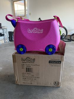 kids luggage