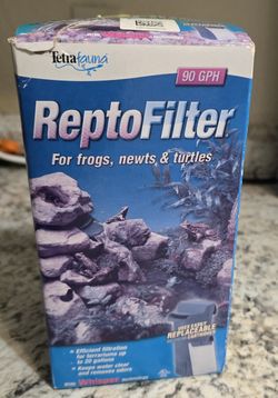 Tetrafauna ReptoFilter for Frogs, Newts & Turtles, Medium, 90 GPH