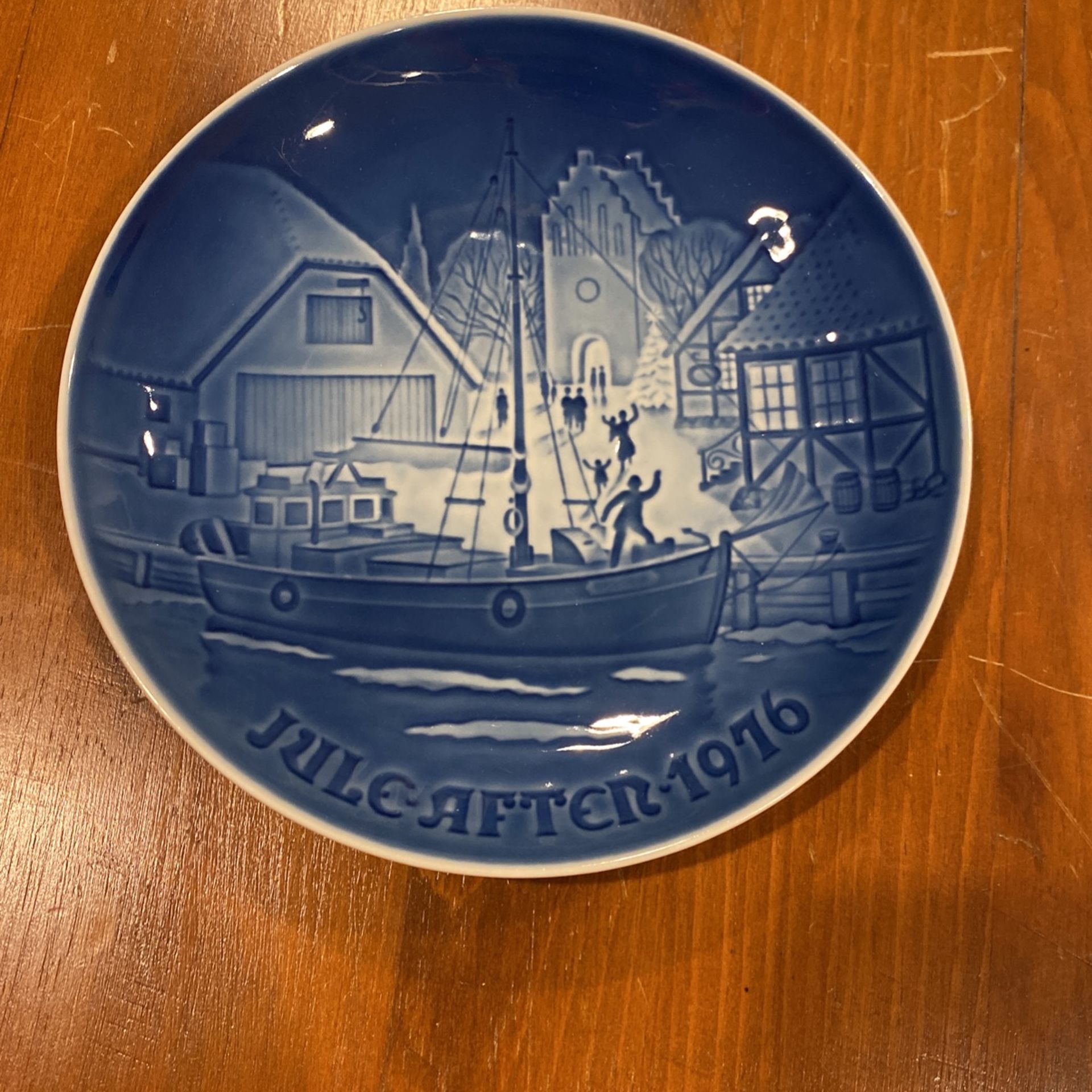 1976 Christmas plate