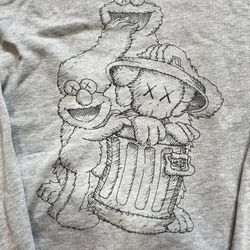 UT Kaws /Sesame Street Sweater 