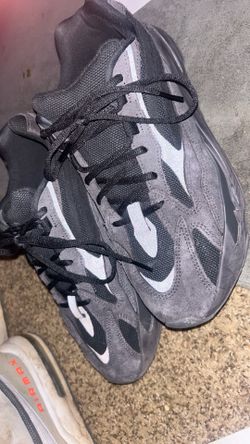 Yeezy Boost 700 V2