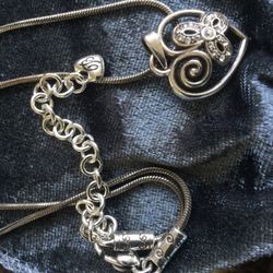 Silver HEART ❤️ necklace / Beautiful Jewelry at Eva's OfferUp