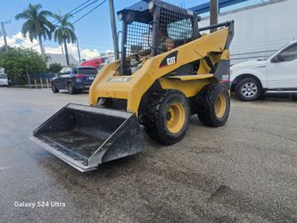 2005 CATERPILLAR 252B SKID STEER LOADER
 BOBCAT