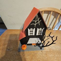 Halloween Target Paperboard Black House