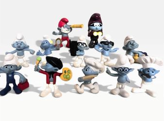 Lot of 12 Smurf pvc figures