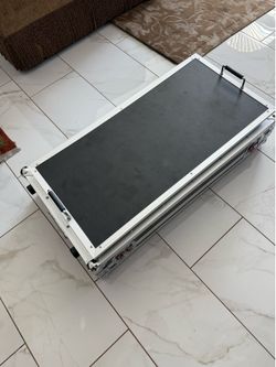 Gator XL Pedalboard and Flight Case