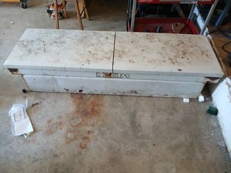 Delta Truck Tool Box