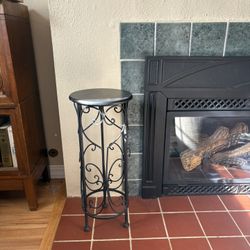 Black Metal Decorative Plant Stand / Accent Table