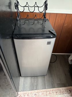 RCA mini fridge