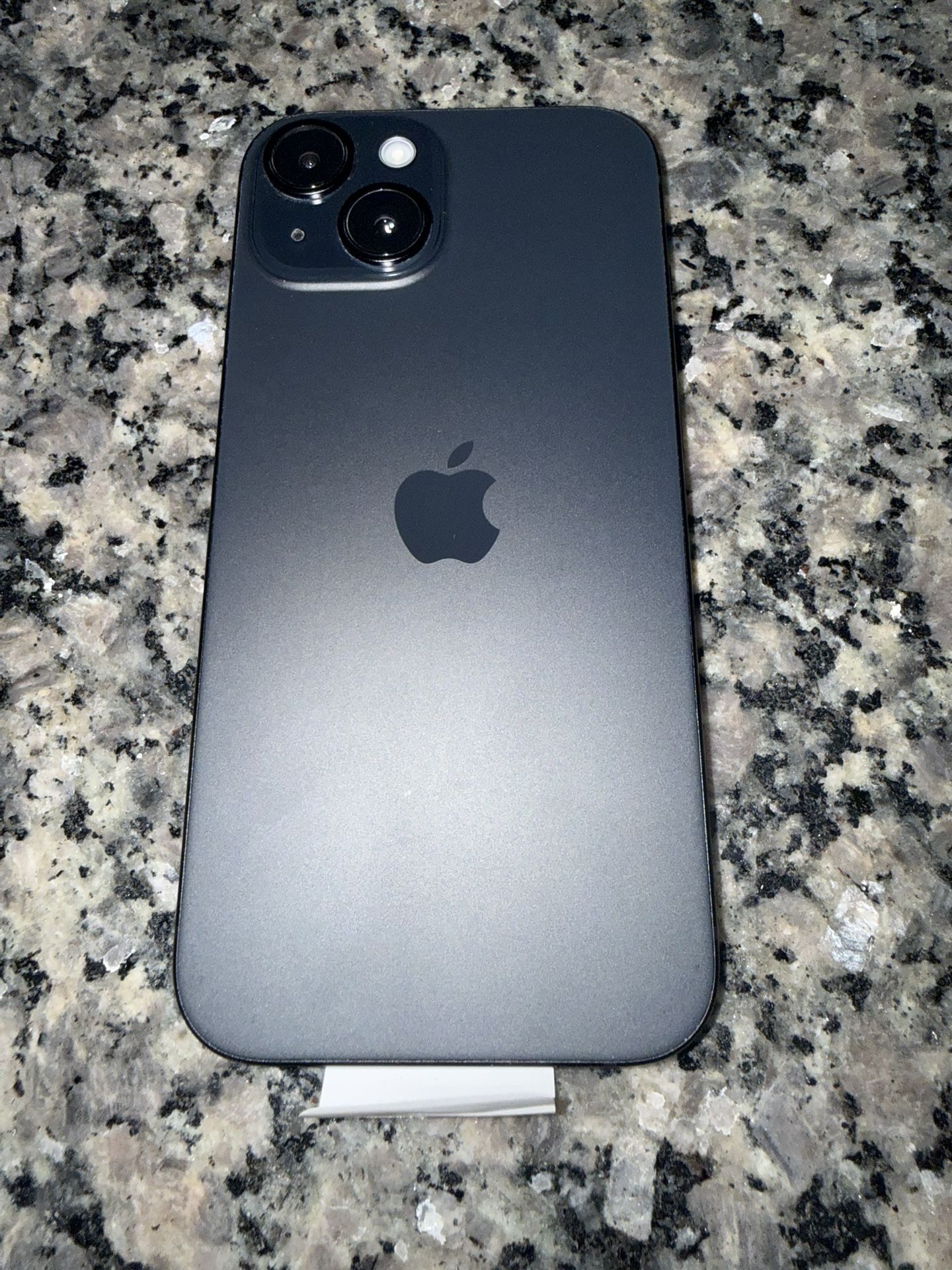 iPhone 15 (Unlocked Sim)
