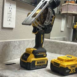  DeWalt 20V XR Cordless 3-inch Cut-Off Tool is a powerful and versatile tool that excels in cutting various materials such as metal, 